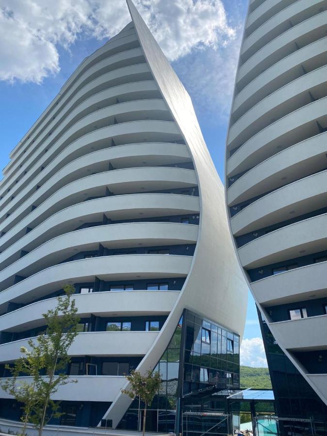 Wings Luxury Suites Клуж-Напока Экстерьер фото